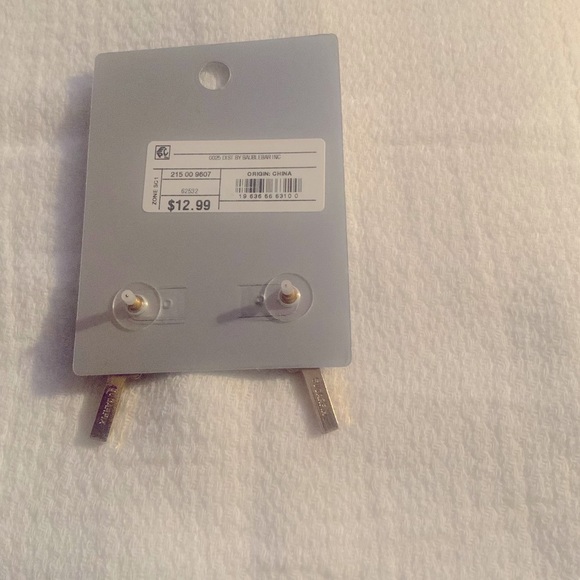 ❌❌SOLD OUT❌❌🆕 “Drop The Mic” Earrings by Sugarfix/Baublebar - Picture 4 of 5